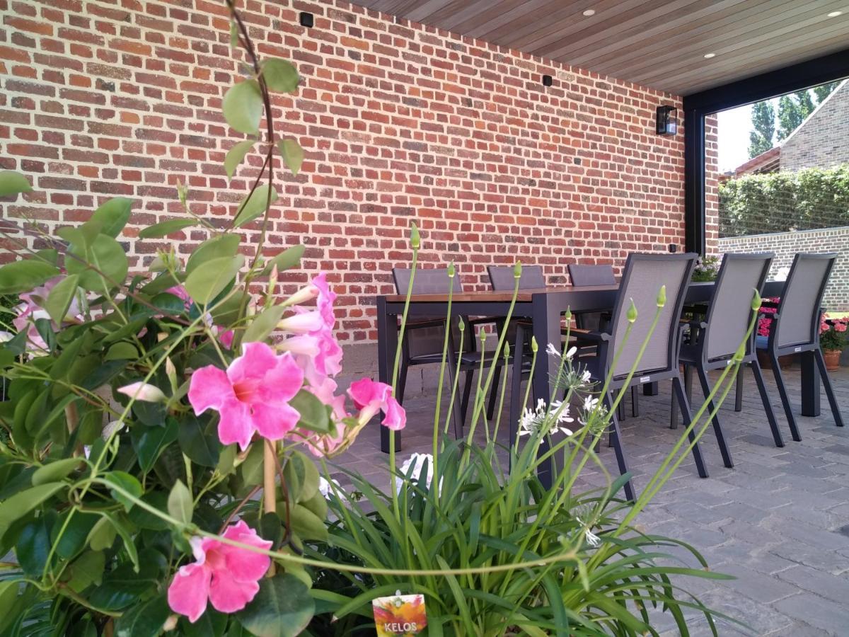 Vakantiewoning Mierzicht met privé wellness Boekhout Esterno foto
